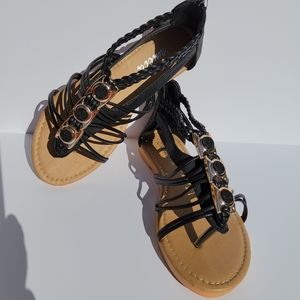 Ameta black sandals size 6